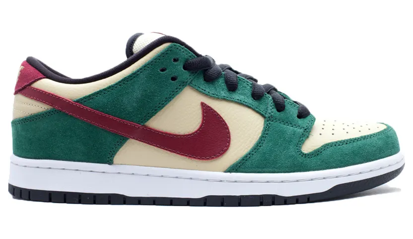 Nike Dunk Low SB Vegas Gold