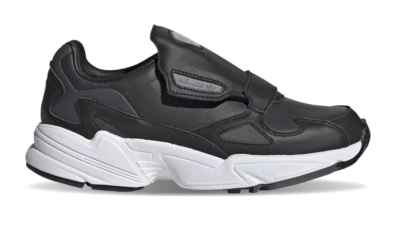 adidas Falcon RX Core Black / Carbon / Grey Six (EE5111)