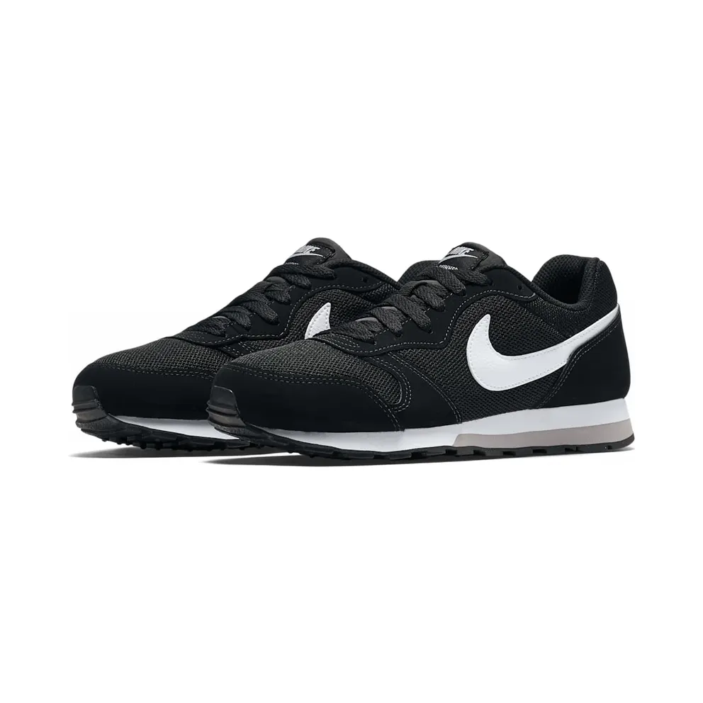 Nike MD Runner 2 Older Kids’ Black (807316-001)