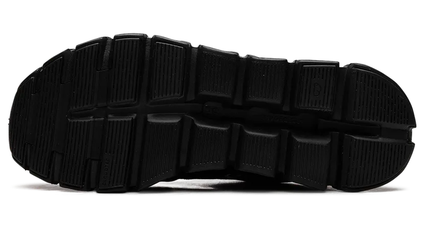 On Cloud 6 Womens “Black”: stealth-zwart voor elke dag (4)