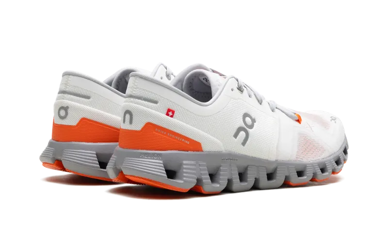 On Running Cloud X 3 “Ivory Alloy” (60.98252)
