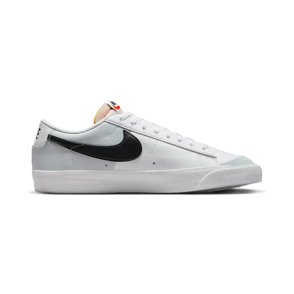 Nike Blazer Low 77 VNTG “White / Pure Platinum / Black” (DZ3480-100)