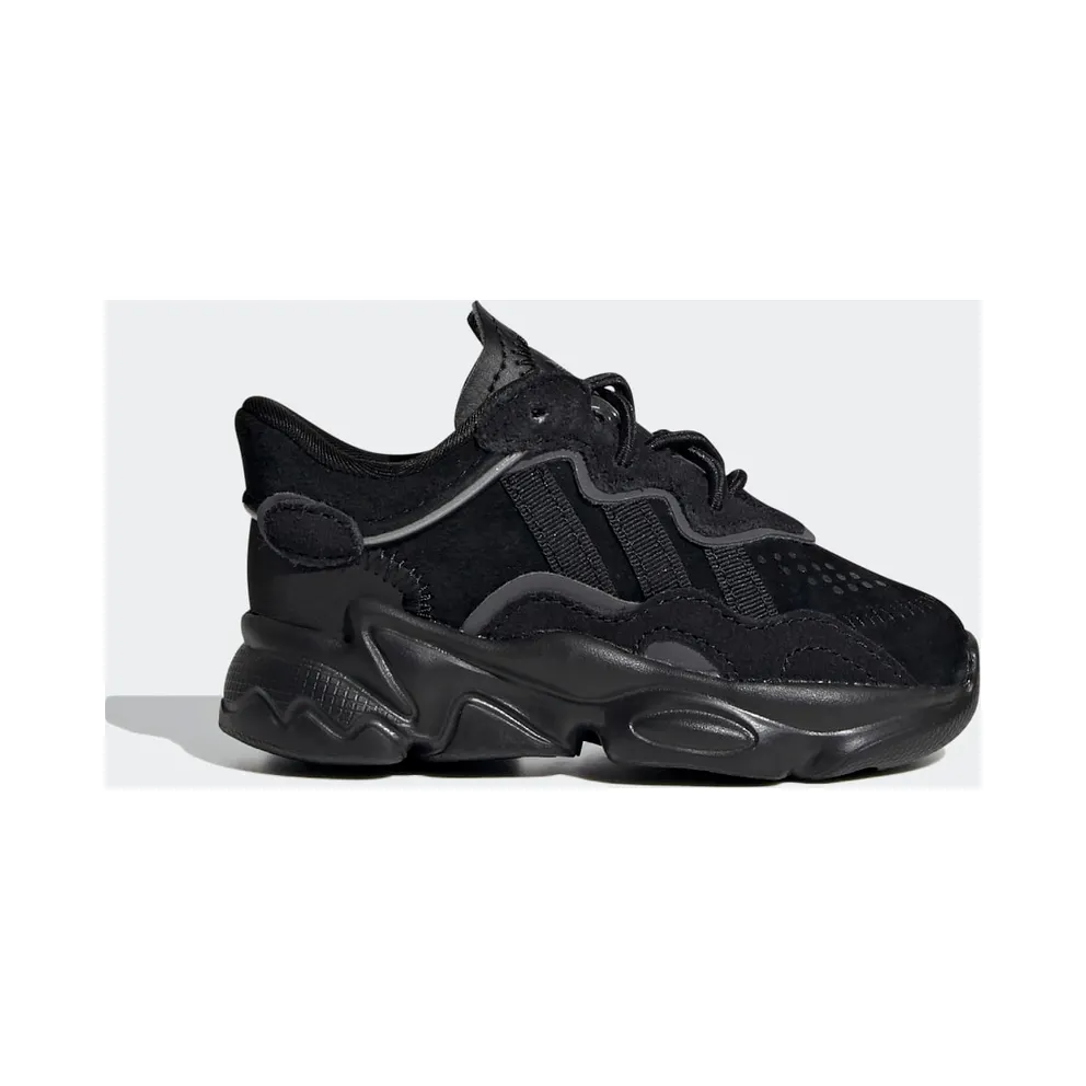 Adidas OZWEEGO Core Black / Core Black / Night Metallic (EF6300)