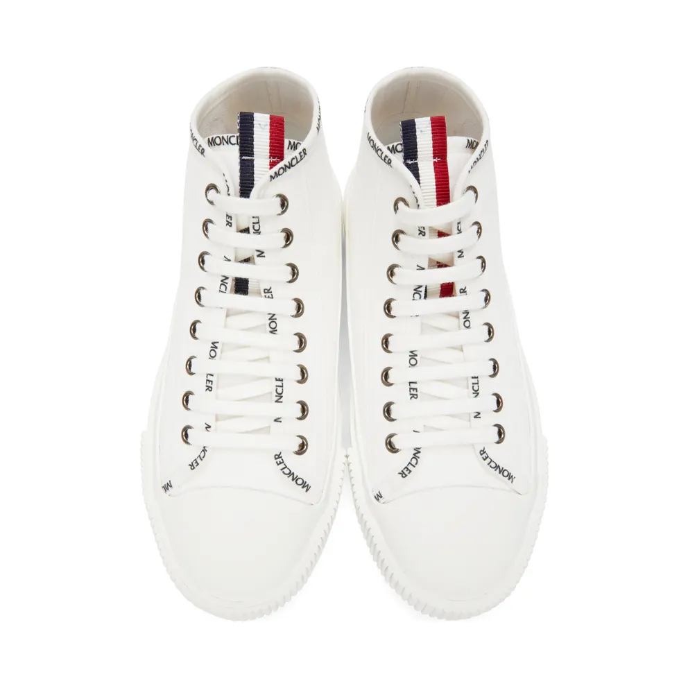 Moncler White Lissex (4M739 – 40 – 02SSA)