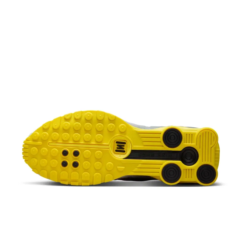 Nike Shox R4 “Bright Citron” (IH3397-078)