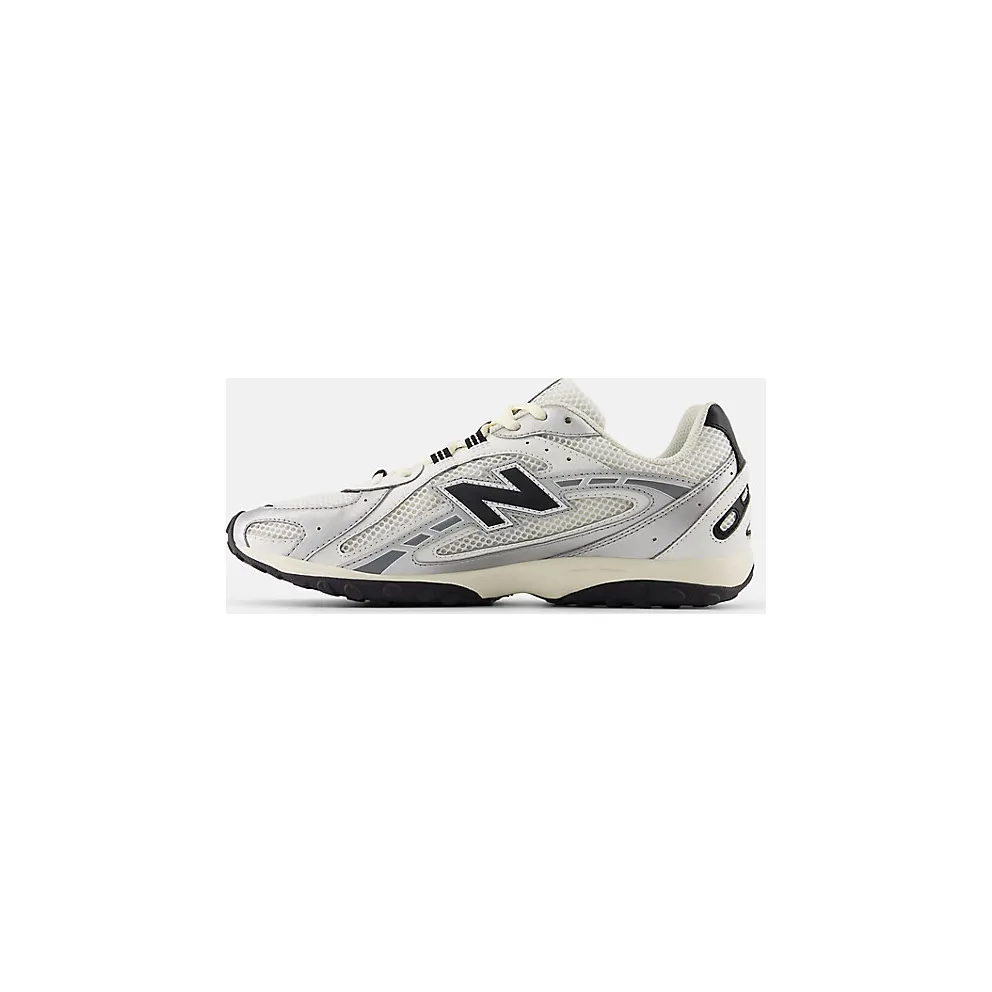 New Balance 204L “Silver Metallic Black” (U204LSWD)