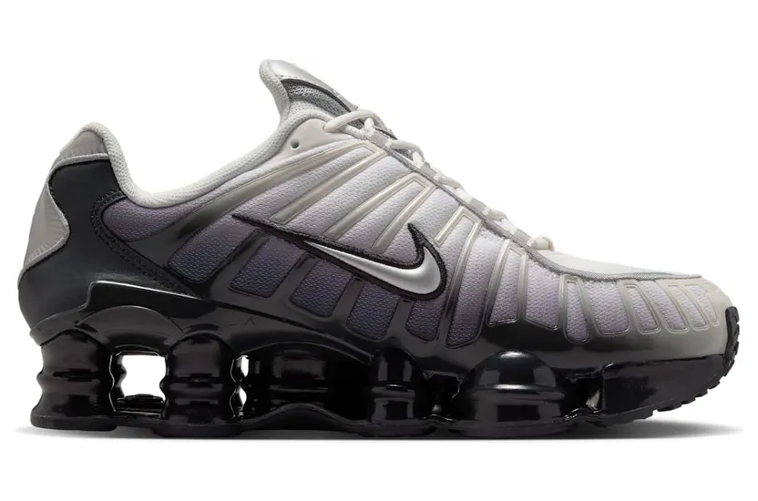 nike-shox IB7705-001