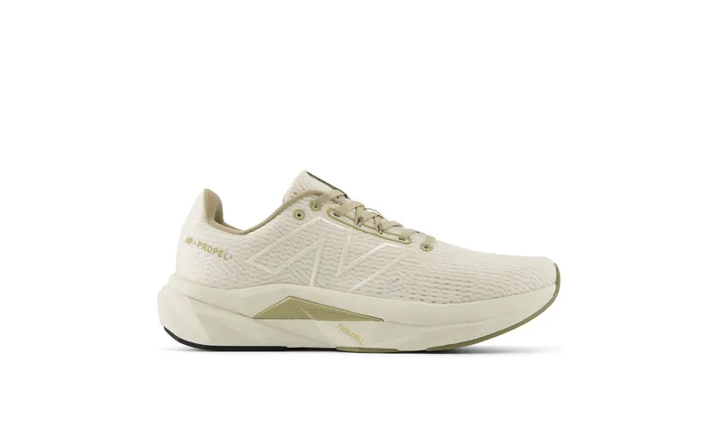 New Balance FuelCell Propel v5 Linen Dark Stoneware (MFCPRHL5)