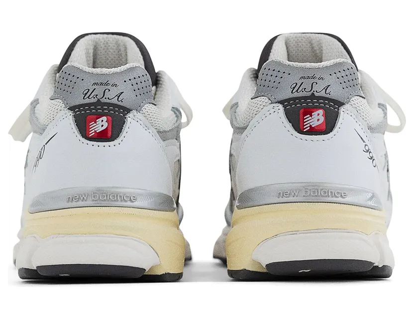 new-balance-990 MR990V3-37970