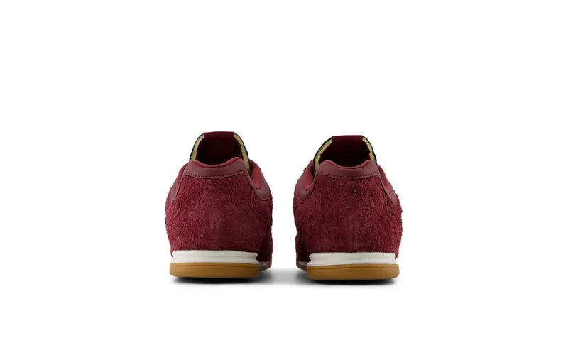 New Balance RC42 Red