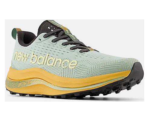 new-balance-fuelcell-supercomp WTTRXCC1