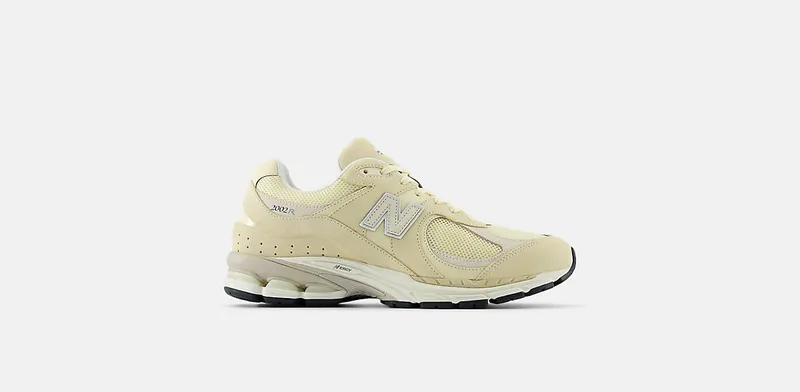 New Balance 2002R “Beige” (M2002RFI)