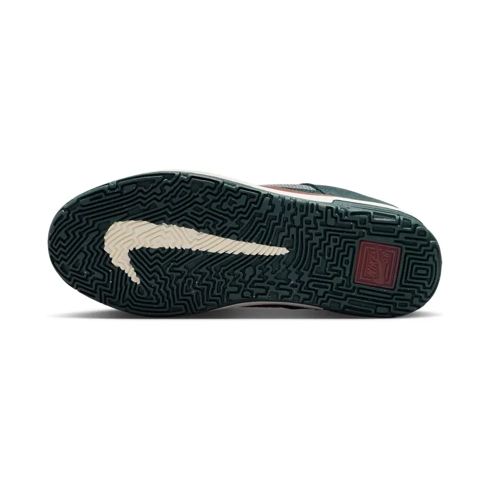 Nike SB Day One Seaweed Red Sepia (FN4210-302)
