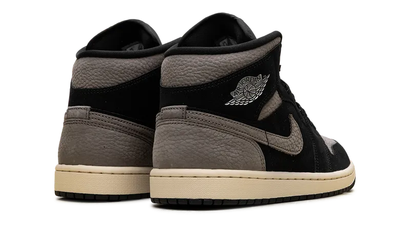 Jordan 1 Mid SE “Olive Grey” (IB7110-002)