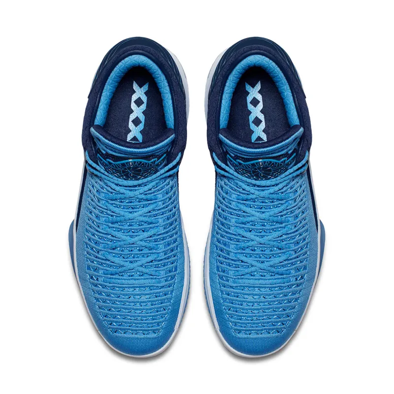 Jordan XXXII Low UNC Win Like 82 University Blue/Metallic Silver-Black-White (AA1256-401)
