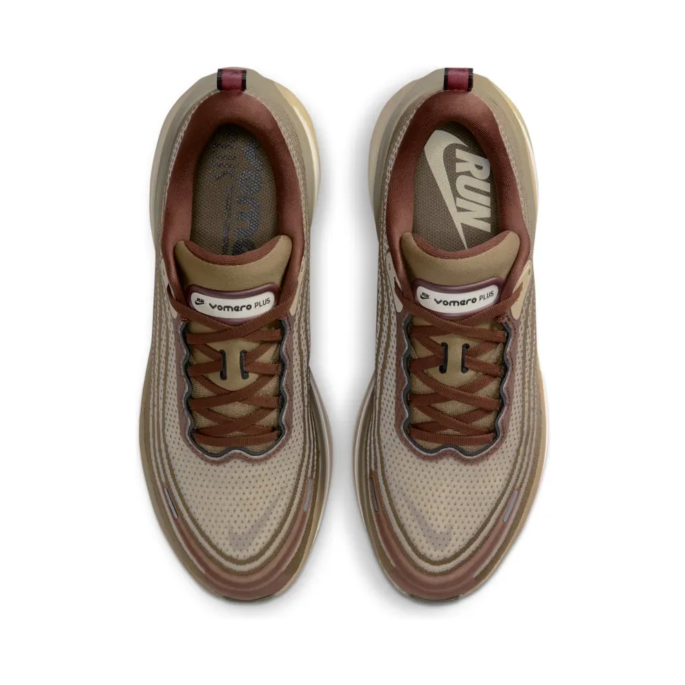 Nike Vomero Plus “Off Noir Pecan Phantom” (IO4482-001)