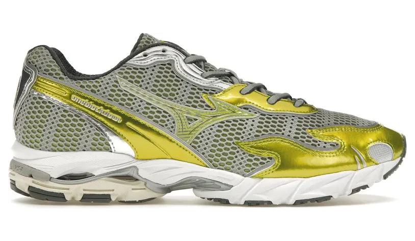 Mizuno Wave Rider 10 Flame Wave One Block Down Amazon (D1GD232702)