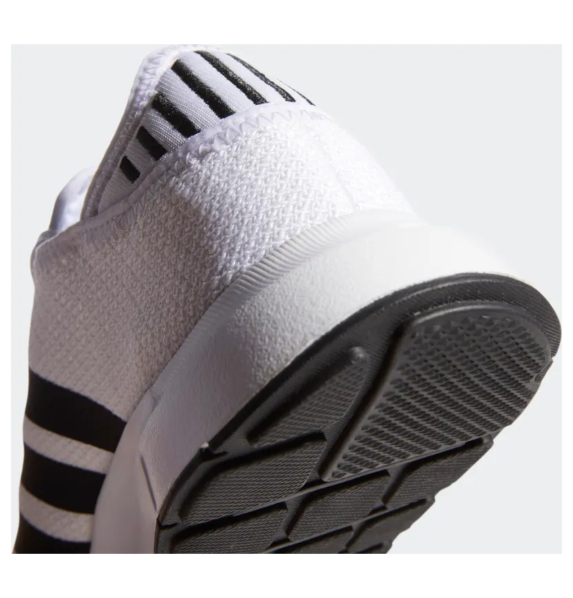 adidas-swift-run FY2111
