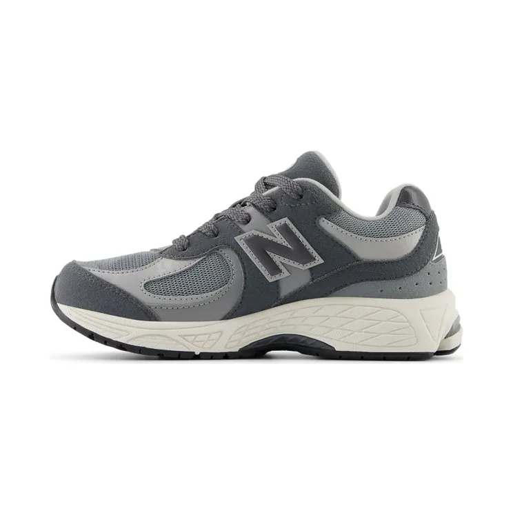 new-balance-2002 PC2002-CF