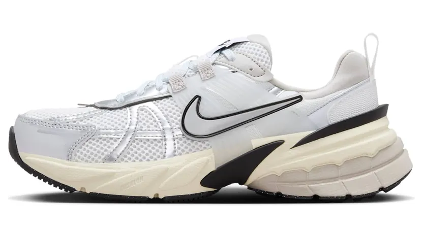 Nike V2K Run Summit White/Pure Platinum/Light Iron Ore/Metallic Silver (FD0736-100)