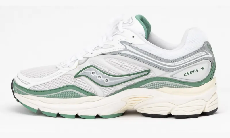 Saucony Progrid Omni 9 “White” (S70832-1)