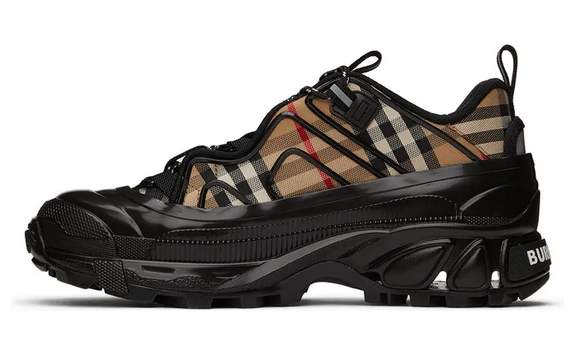 Burberry Black & Beige Arthur Check Sneakers (8056921) (3)