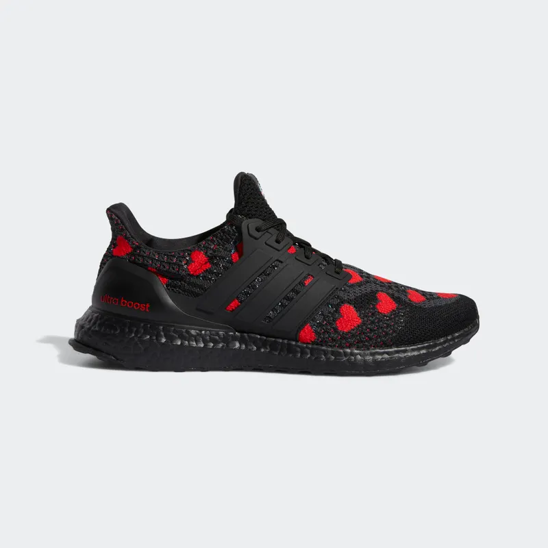 adidas Ultraboost 5.0 DNA Core Black / Core Black / Vivid Red (GX4105)