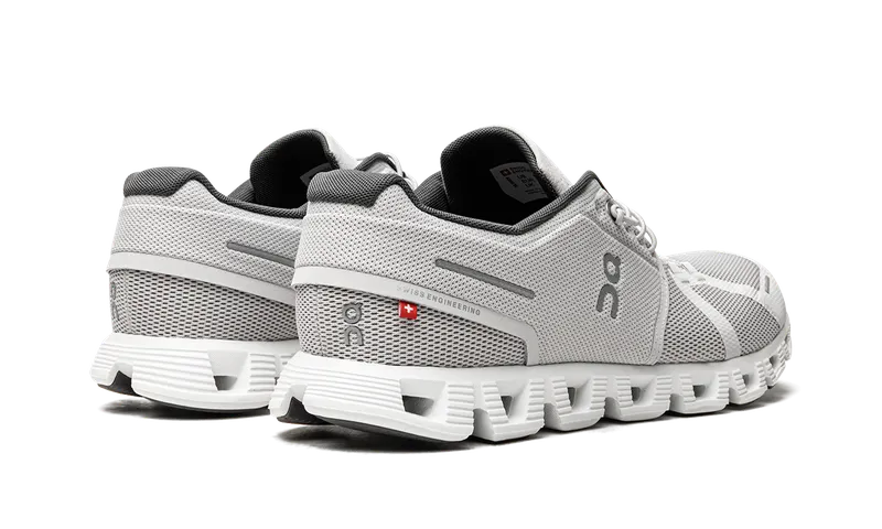 On Running Cloud 5 “Glacier Grey White” (59.98909)