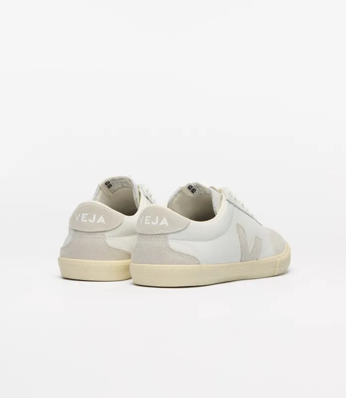 Veja Volley White