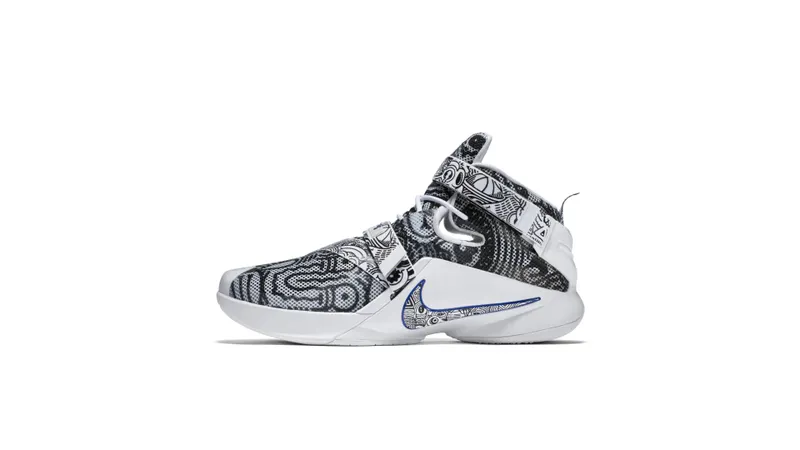 Nike  LeBron Solider 9 Freegums Black/White-Concord (810803-014)
