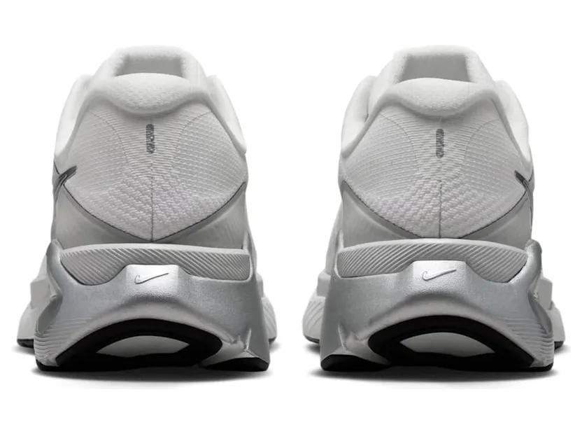 nike-structure IO9913-101
