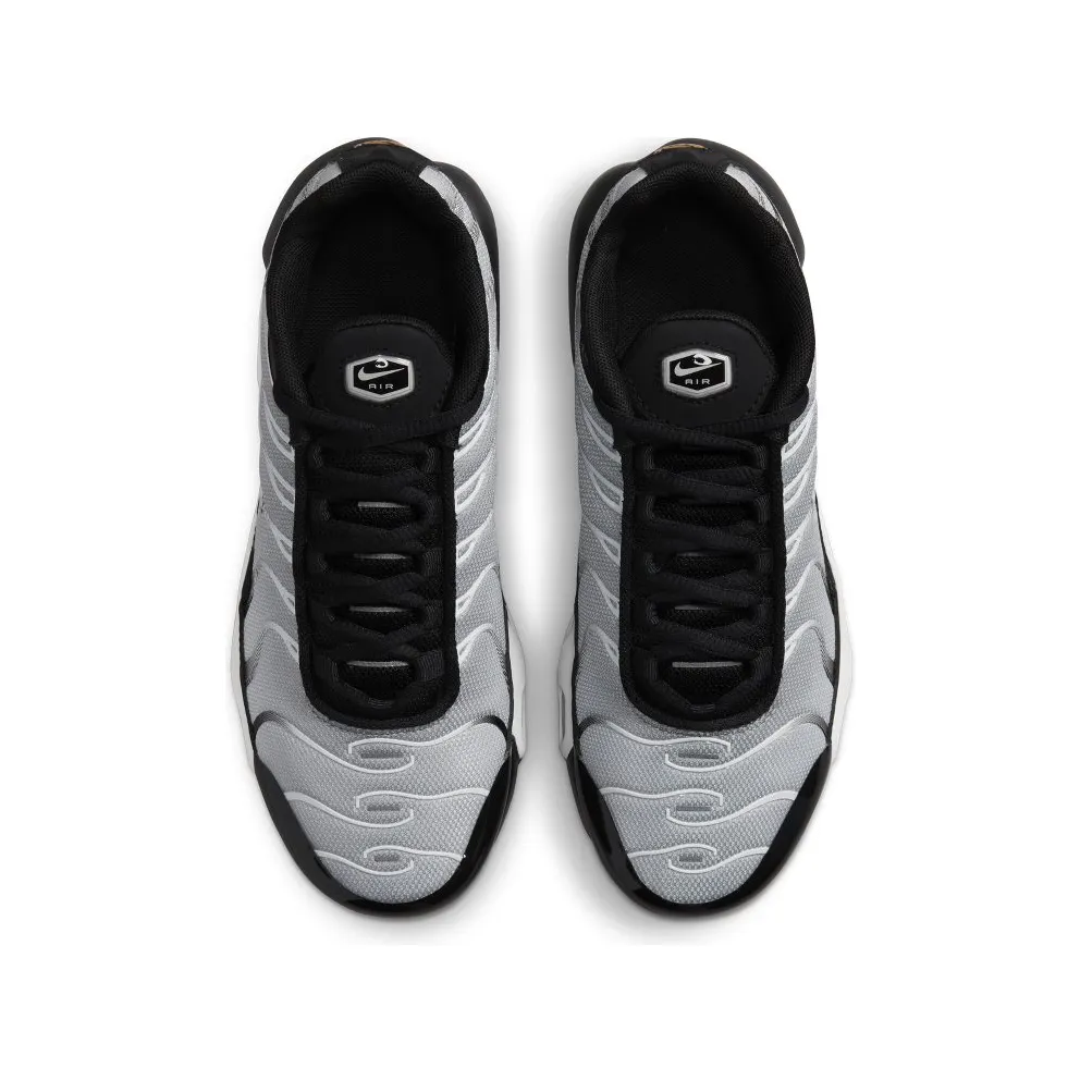 Nike Air Max Plus Older Kids’ Black (CD0609-018)