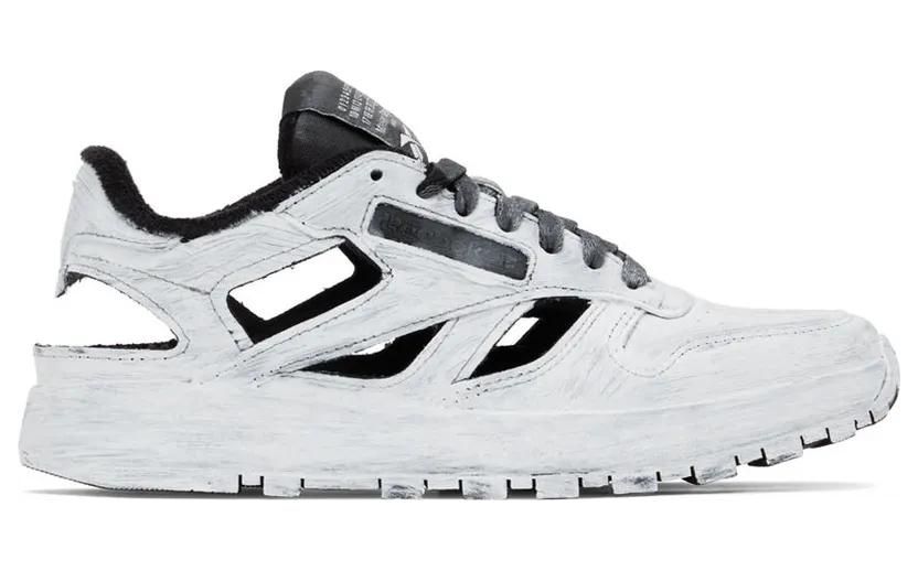Maison Margiela White Reebok Edition Bianchetto Décoritiqué Tabi Low Sneakers (S57WS0429 P4379)