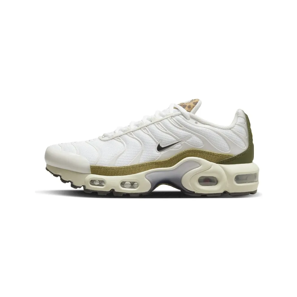 Nike Air Max Plus Older Kids’ White (DX9283-100)