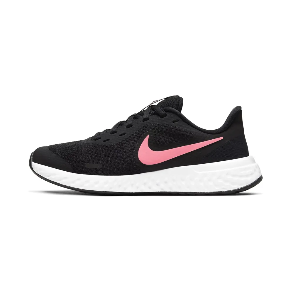 Nike Revolution 5 “Black / Sunset Pulse” (BQ5671-002)