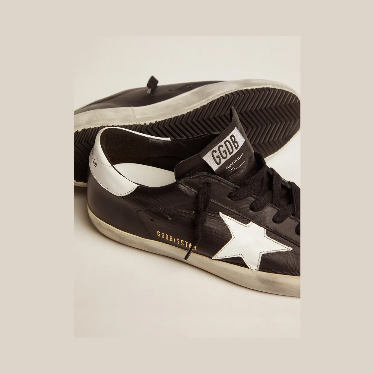 Golden Goose Super-Star Black White Leather (W) (GWF00101F00032180203) (4)