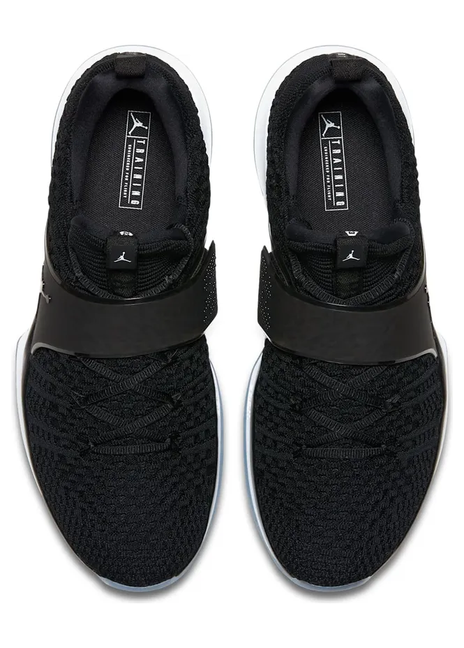 jordan-trainer 921210-010