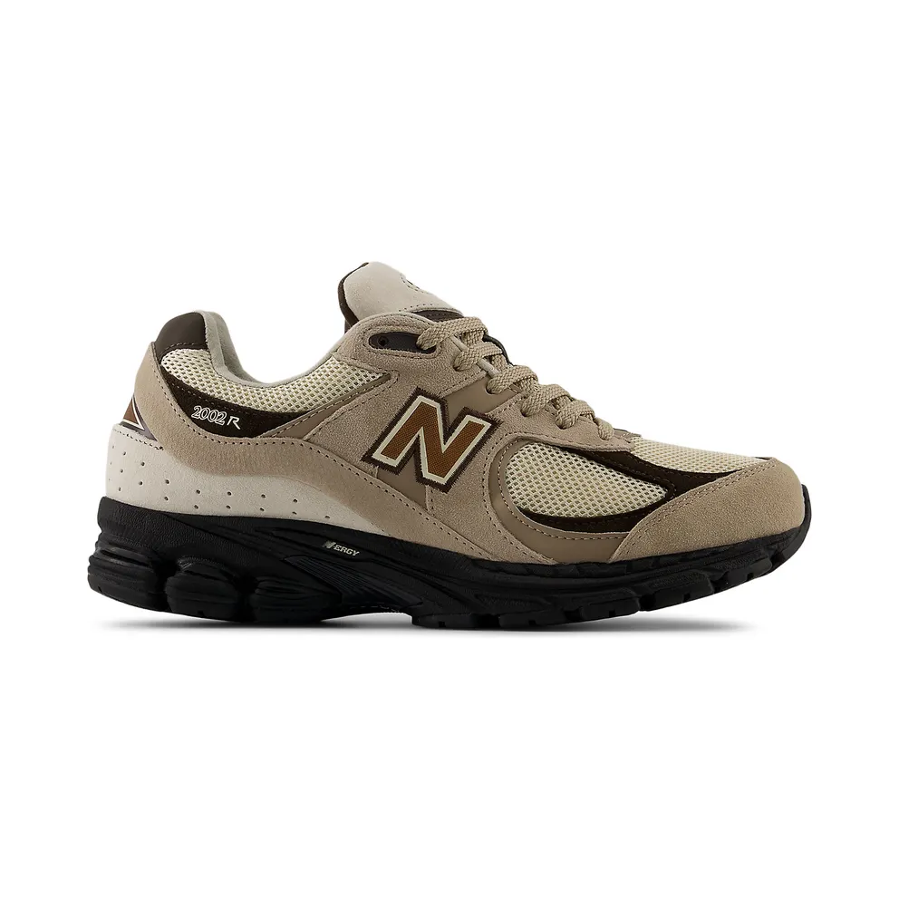 New Balance 2002R “Cream Kumquat” (M2002RZR)