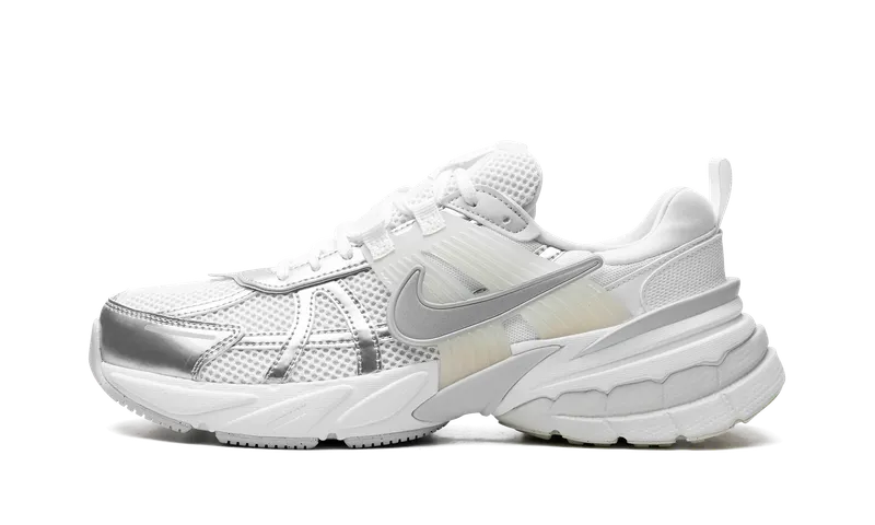 Nike V2K Run “V2K” (FD0736-104)