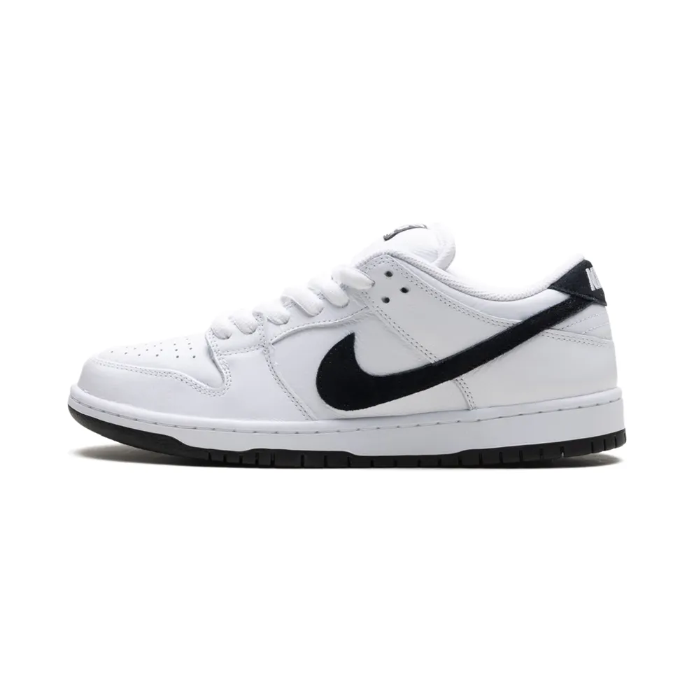 Nike SB Dunk Low “White Black” (HF3704-100)