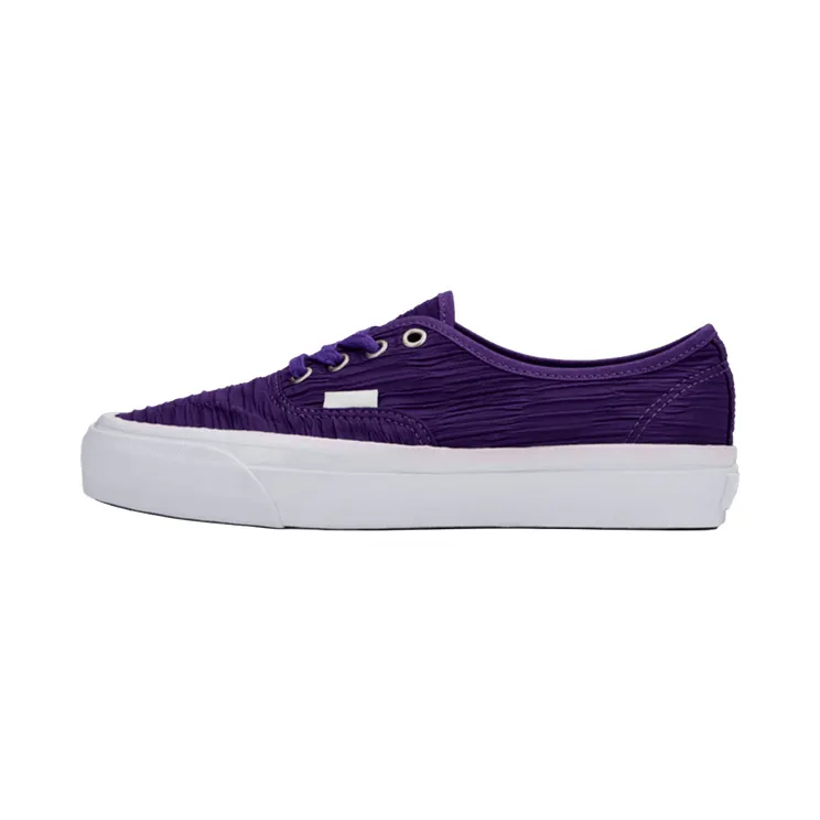 Vans LX Authentic 44 “Pleated” (VN000DB8PLU)