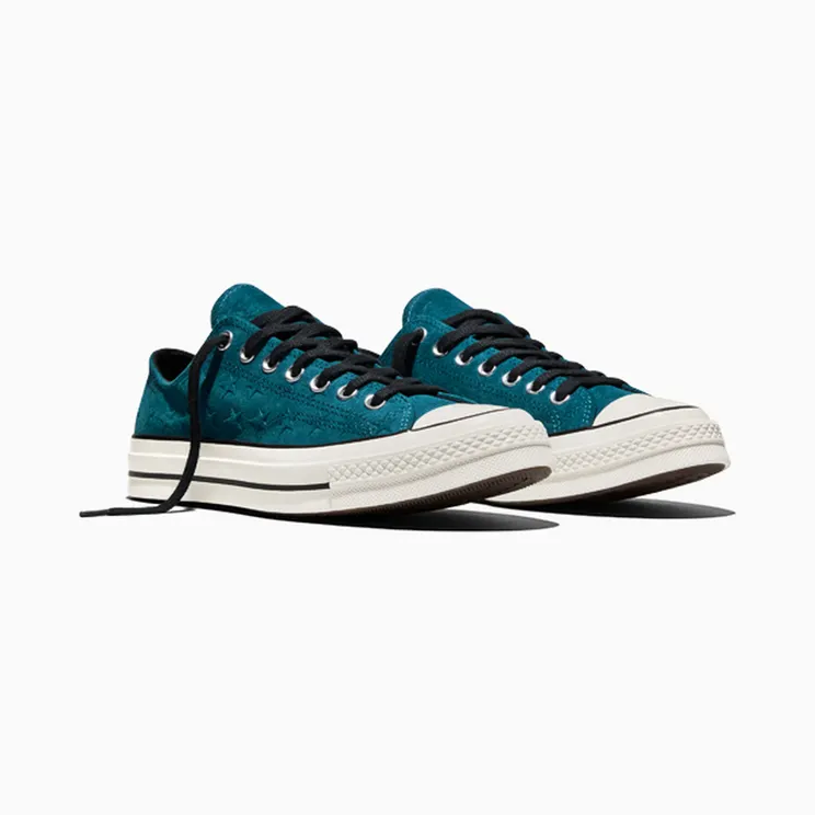 converse-chuck-taylor-all-star A15982C