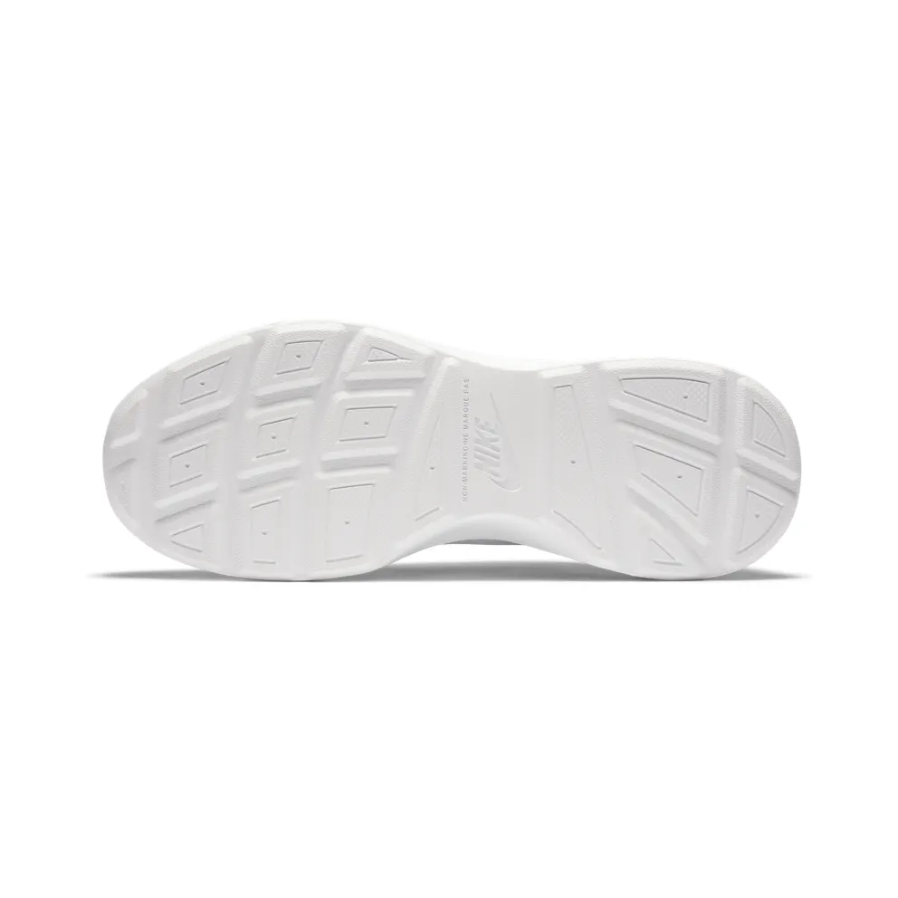 Nike WearAllDay Older Kids’ White (CJ3816-101)
