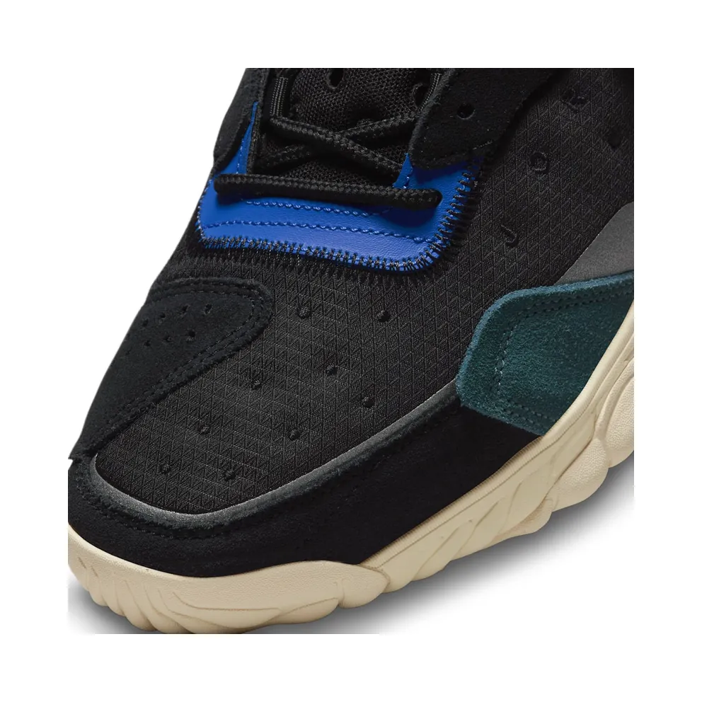 Jordan Delta 2 Black University Red Mineral Slate (CV8121-063)