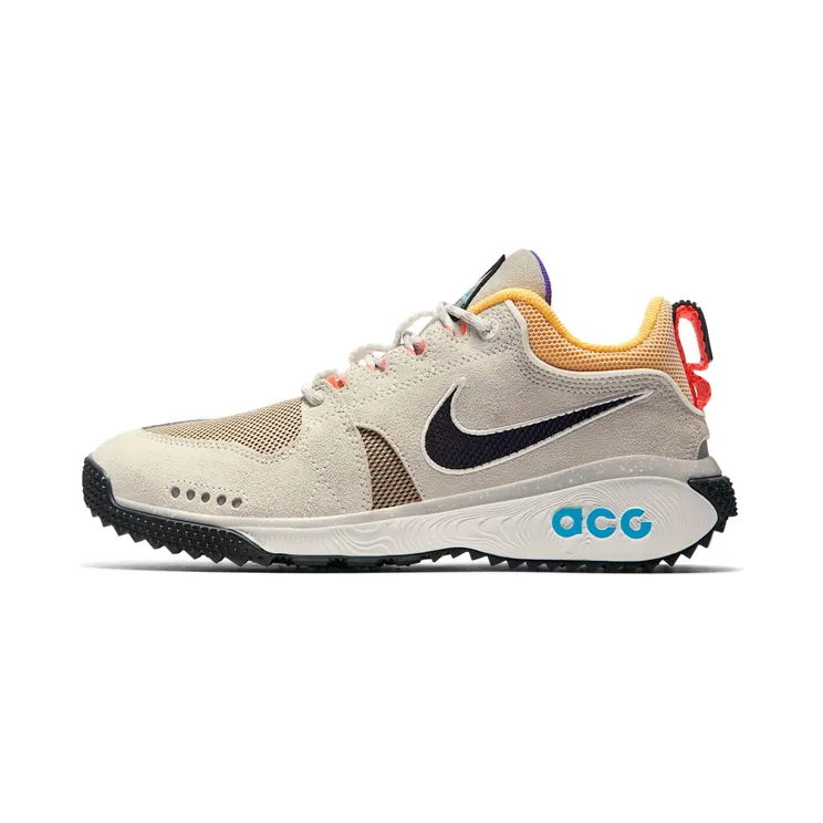 Nike ACG Dog Mountain “Summit White / Laser Orange / Hot Punch / Black” (AQ0916-100)