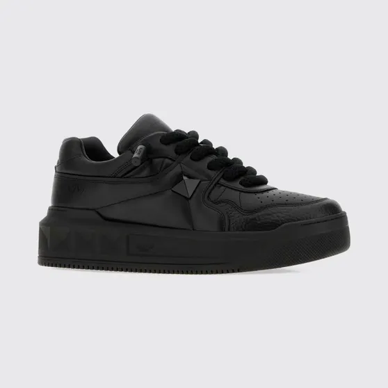 Valentino garavani One Stud XL Low Top Sneakers in Nappa Leather Black (S0G37XTM0NO)