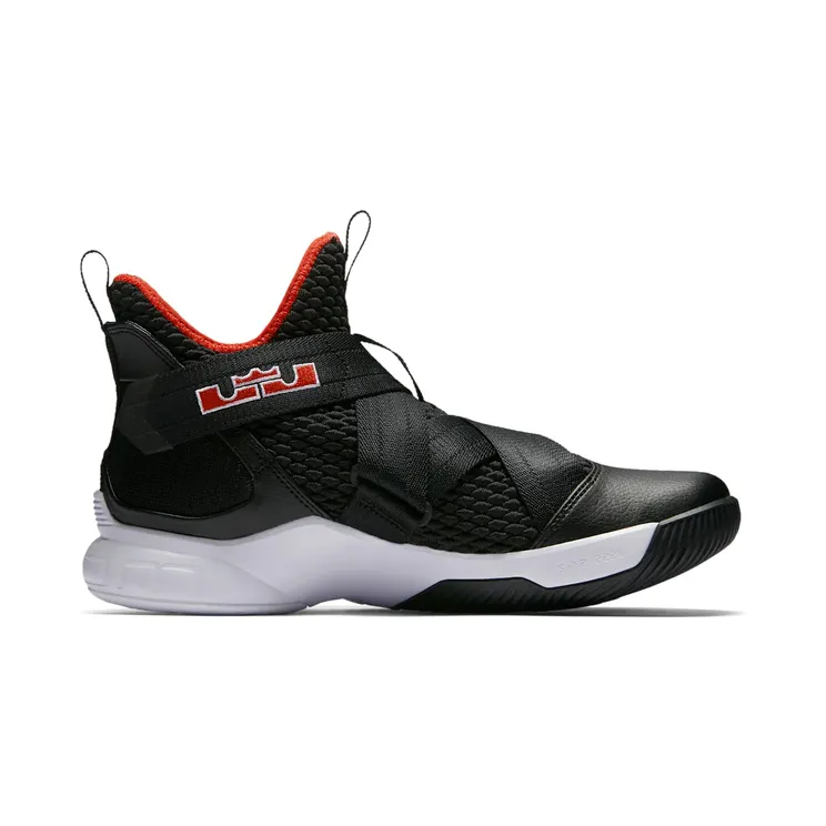 nike-lebron AO2609-001