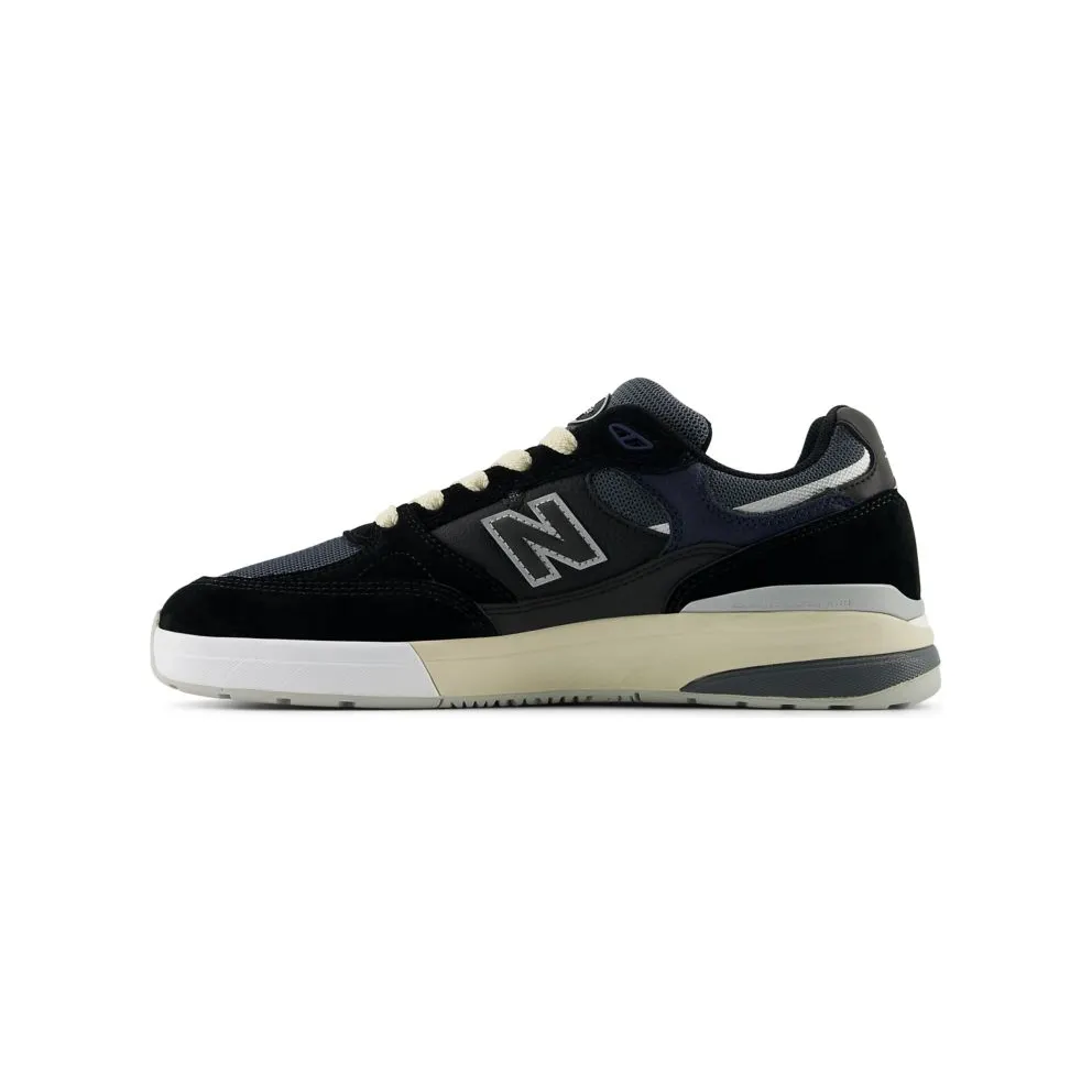 New Balance x Andrew Reynolds Numeric 933 Black Eclipse (UN933BNT)