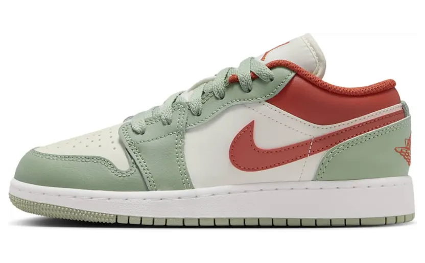 Air Jordan 1 Low White (553560-133)