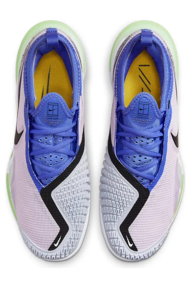 nikecourt CV0742-401
